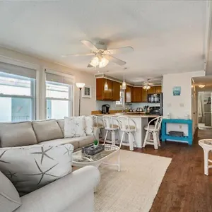 North Point 301 Apartment