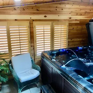 Apartment Blue Bear 3br 2ba Dtc Private Hot Tub, Denver