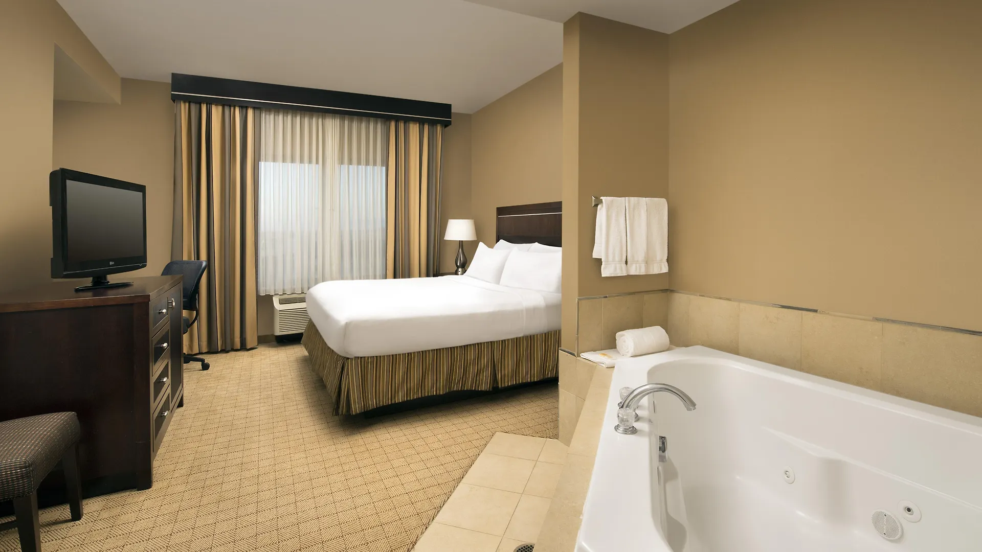 Doubletree By Hilton Denver International Airport, Co