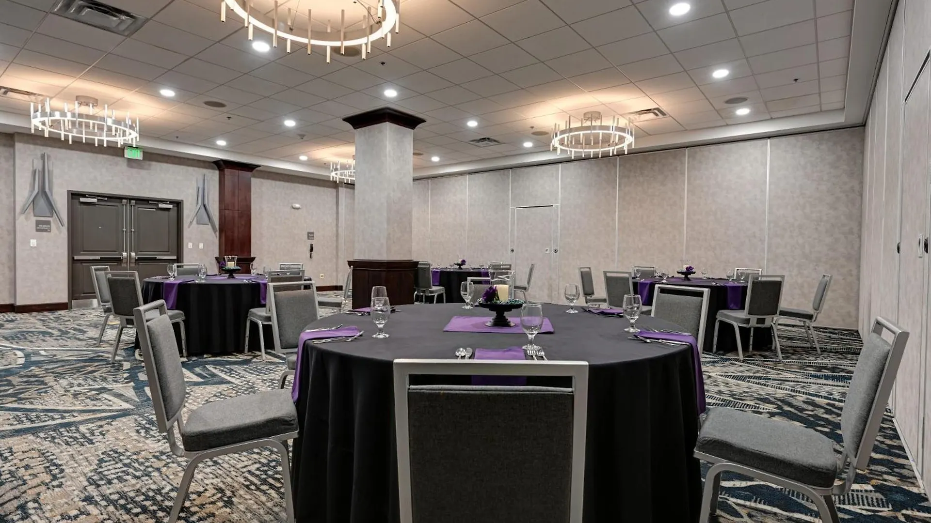Hotel Doubletree By Hilton Denver International Airport, Co